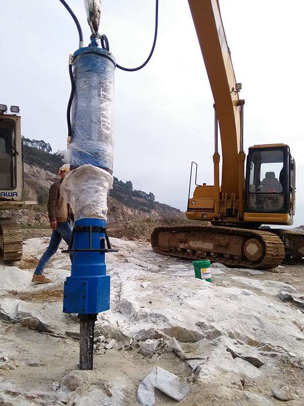 Excavator Drill Attachment Jumpo Super Wedge