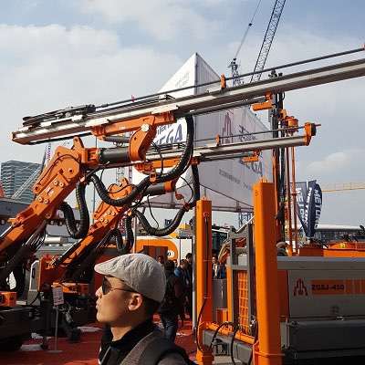 Full Automatic Integrated Top Hammer Surface Drill Rig