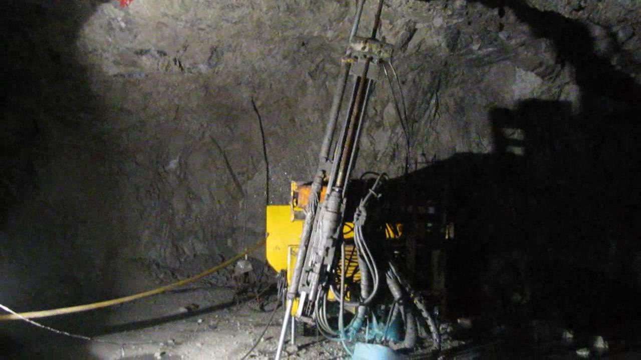 Underground long-hole drilling tools